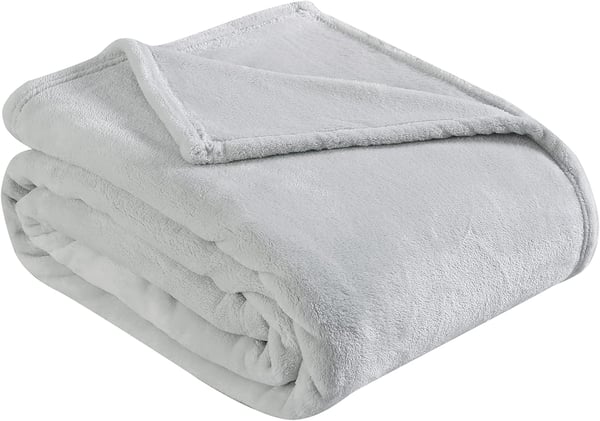 Eddie Bauer Twin Blanket Ultra Soft amp Cozy Plush Home Dcor All Season Bedding Solid Grey TwinKing Grey