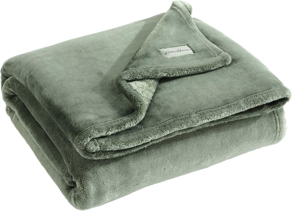 Eddie Bauer Throw Blanket Ultra Soft Plush Home Dcor All Season Bedding Ultra Lux Solid Red 50 x 60Fleece Reverse Green