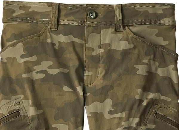 Eddie Bauer Mens Rainier ShortsTall Camo