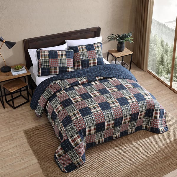 Eddie Bauer  Queen Quilt Set Cotton Reversible Bedding with Matching Shams Lightweight Home Decor for All Seasons Madrona NavyRed QueenMadrona NavyRed