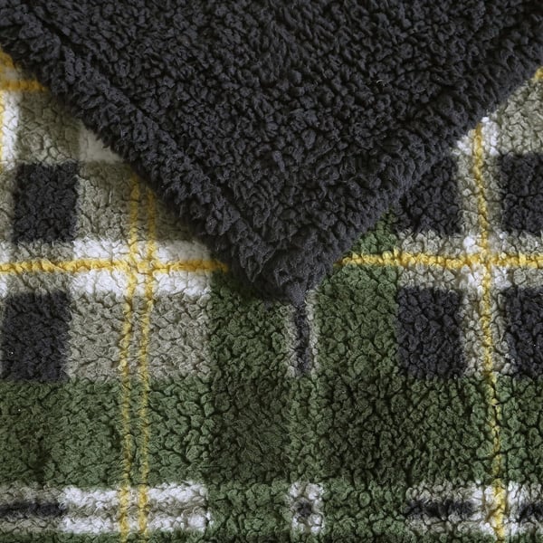 Eddie Bauer  Throw Blanket Reversible Sherpa Bedding Warm amp Lightweight Home Decor for Colder Months Alpine Fair Isle ThrowTrailhead Plaid Green Throw