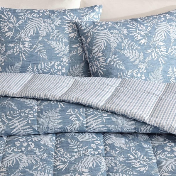 Eddie Bauer  Twin Comforter Set Soft Reversible Bedding with Matching Sham Wildflower Inspired Home Decor with Stripe Reverse Fern Garden Blue TwinKing Fern Garden Blue