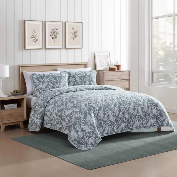 imageEddie Bauer  Twin Quilt Set Reversible Bedding with Matching Sham Lightweight Home Decor for All Seasons Hidden Lake Blue TwinFern Garden Green