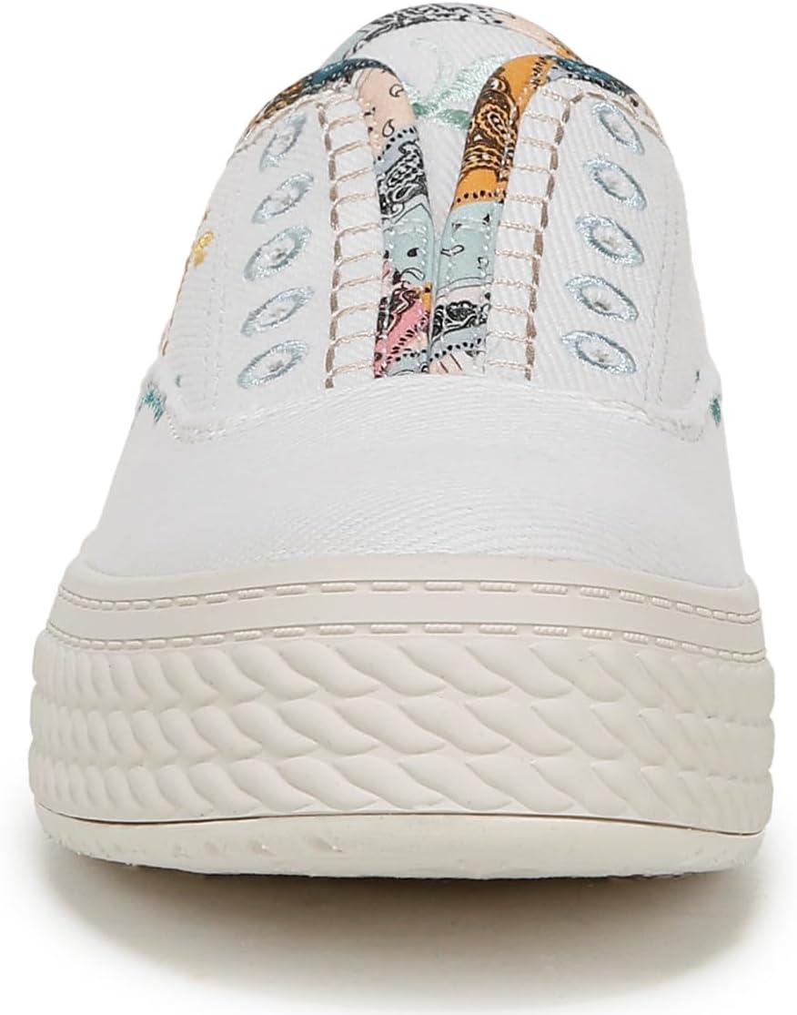 imageBlowfish Malibu Womens Super Sweet SneakerWhite