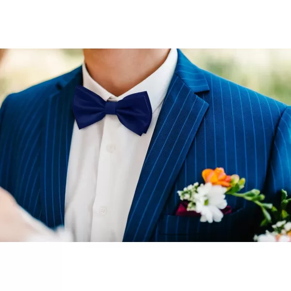HISDERN Bow Ties for Men Solid Color Pre-Tie Bow Tie and Pocket Square Set Classic Formal Tuxedo Bowties for Wedding Party