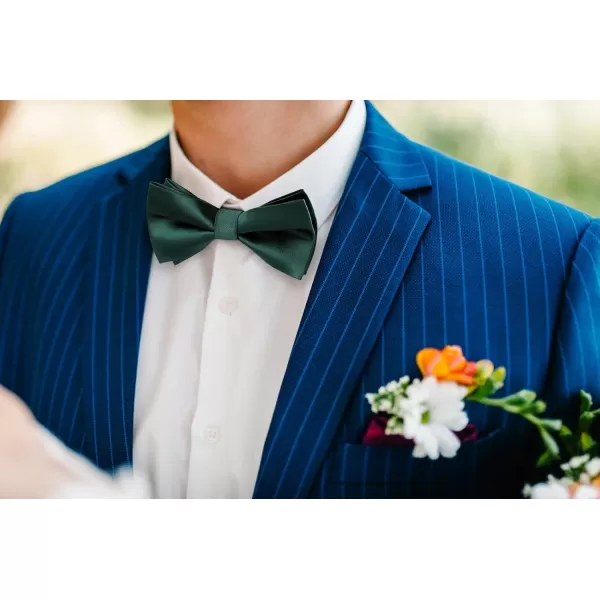 HISDERN Bow Ties for Men Solid Color Pre-Tie Bow Tie and Pocket Square Set Classic Formal Tuxedo Bowties for Wedding Party
