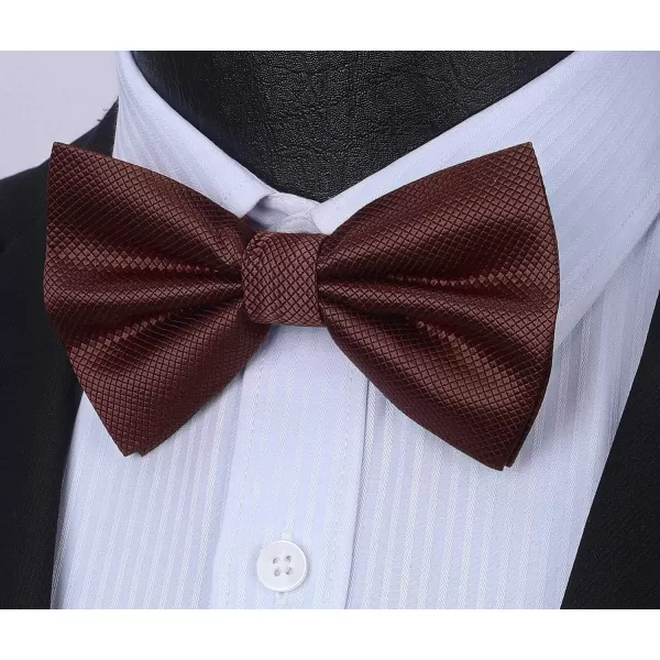 HISDERN Mens Pretied Bow Tie: Solid Color Tuxedo Bowtie and Pocket Square Set - Clip on Wedding Bow Ties for Men