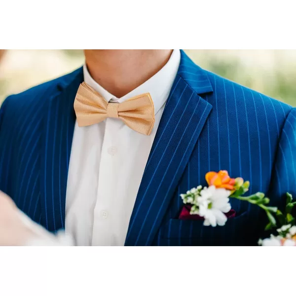 HISDERN Mens Pretied Bow Tie: Solid Color Tuxedo Bowtie and Pocket Square Set - Clip on Wedding Bow Ties for Men