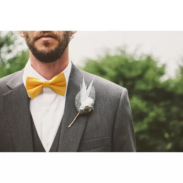 HISDERN Mens Pretied Bow Tie: Solid Color Tuxedo Bowtie and Pocket Square Set - Clip on Wedding Bow Ties for Men
