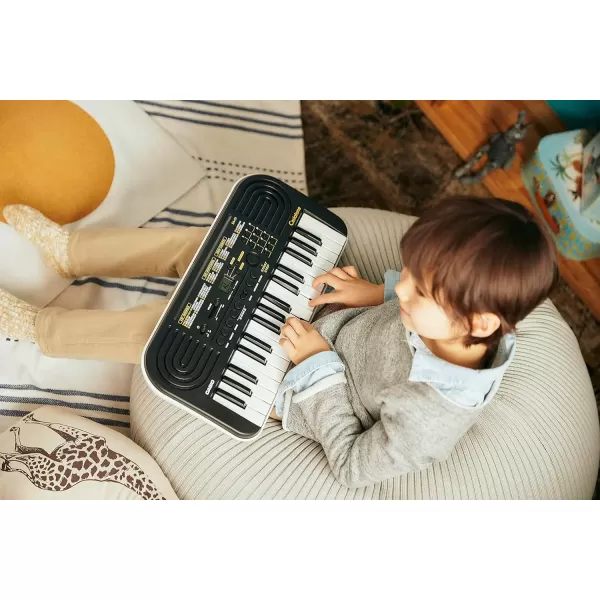 Casio Casiotone SA51 32Key Portable Keyboard with Mini KeysModern