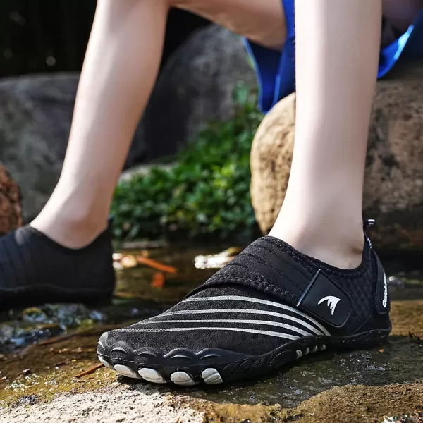 Quickshark Kids Water Shoes Boys Girls Barefoot Aqua Socks Outdoor Indoor Quick Dry Sandals Lightweight Slip On Walking Sneakers for Beach Pool Swim Little KidBig Kid2blackWhite