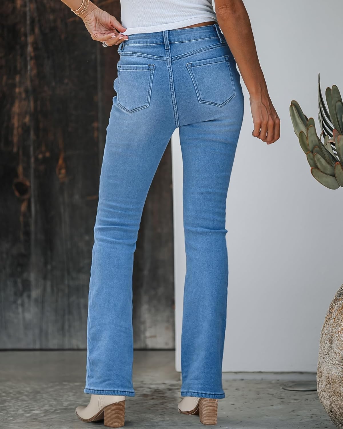 GRAPENT Bootcut Jeans for Women High Waist Stretchy Fleece Lined Pants Flare Jeans Denim Thermal Pants Winter ClothesMedium Blue