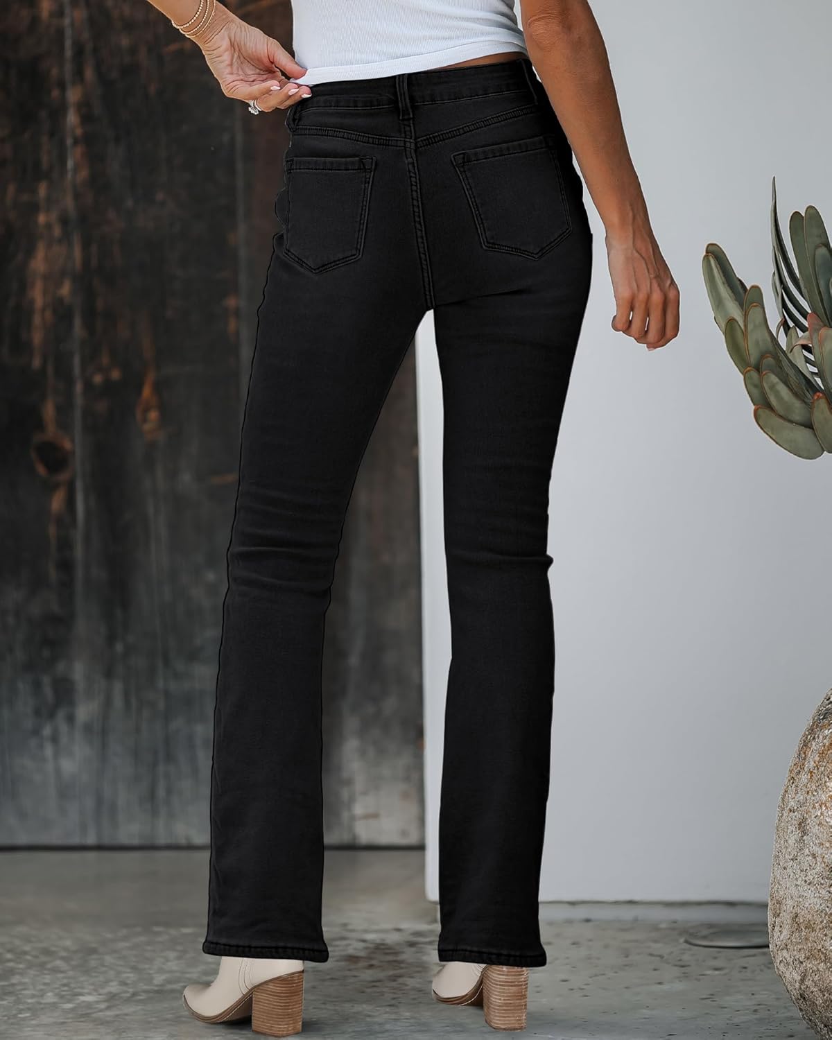 GRAPENT Bootcut Jeans for Women High Waist Stretchy Fleece Lined Pants Flare Jeans Denim Thermal Pants Winter ClothesWashed Black