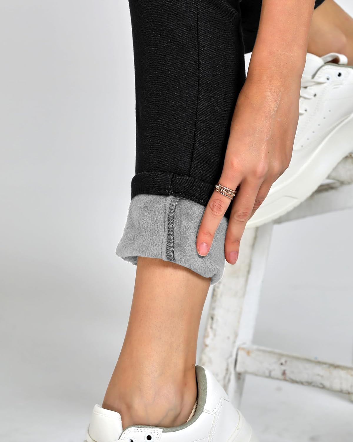 GRAPENT Jeans for Women High Waisted Pull On Fleece Lined Leggings Stretchy Denim Skinny Jeggings Thermal Winter PantsTrue Black