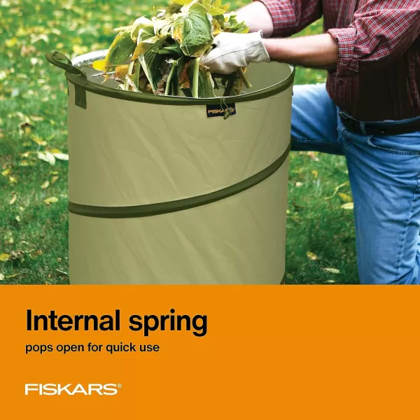 Fiskars Kangaroo 30Gallon Collapsible Yard Waste Bag for Leaves Reusable Garden Bag Container and Leaf Bag for Lawn Care and Gardening  even for use as a Pop Up Hamper or Collapsible Trash CanGarden Bag  10 Gallon