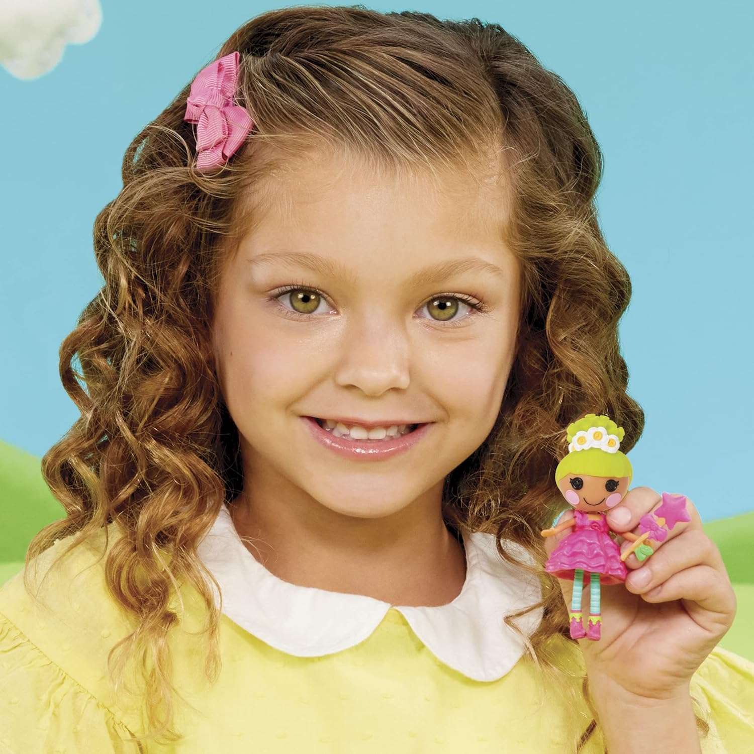 Lalaloopsy Mini Doll  Pix E Flutters with Mini Pet Firefly 3quot Fairy Doll with Accessories in Reusable House Package playset for Ages 3103Multicolor579052