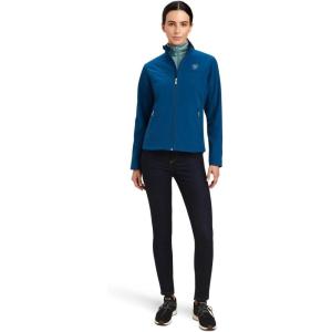 imageARIAT Womens New Team Softshell Rouge RedCelestial SerapeHydraNight Sky Blanket