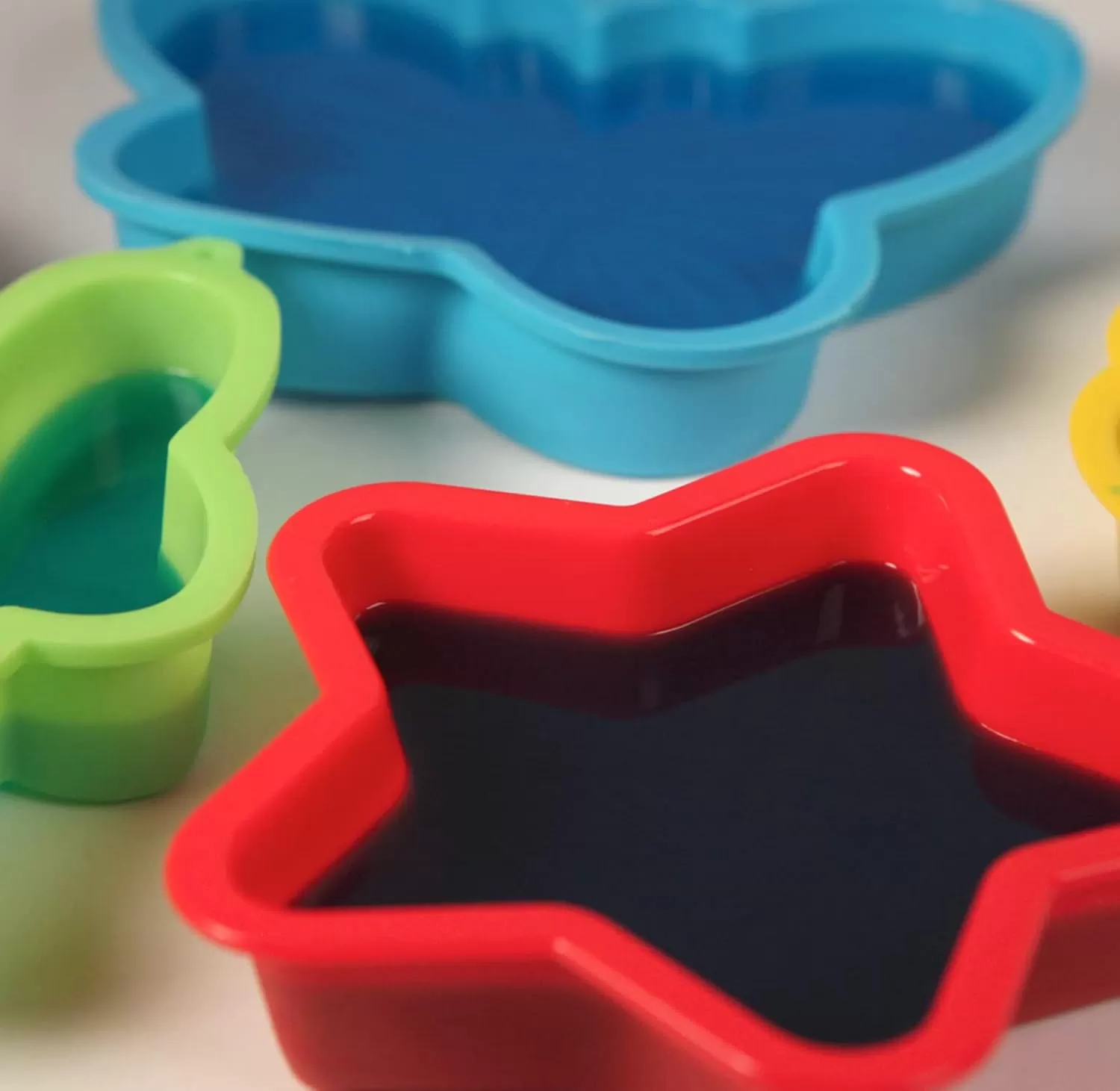 imageNuWave Lovenware Little Bakers Kit Mini Baking Set for Young Aspiring Chefs 9 Silicone NonStick Baking Molds 4 Silicone Tools Little Bakers Recipe Book Convenient Carry Case for Easy Storage