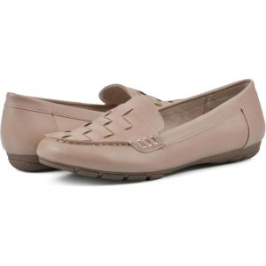 imageCLIFFS BY WHITE MOUNTAIN Womens Giver Cushioned Loafer FlatNaturalTumbledSmooth