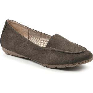 imageCLIFFS BY WHITE MOUNTAIN Womens Gracefully Tailored Loafer FlatOliveSuedette