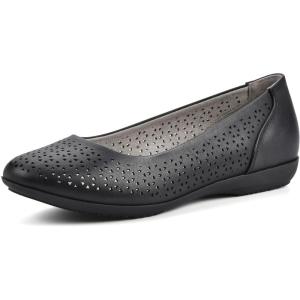 imageCLIFFS BY WHITE MOUNTAIN Womens Cindy Cushioned Ballet FlatBlackBurnishedSmooth
