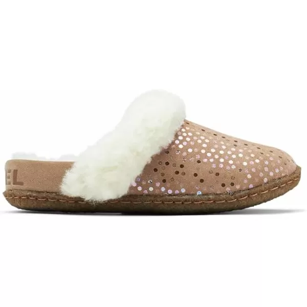 Sorel Youth Nakiska Slide II Slipper  Indoor amp Outdoor SlippersOmega Taupe Gum 2