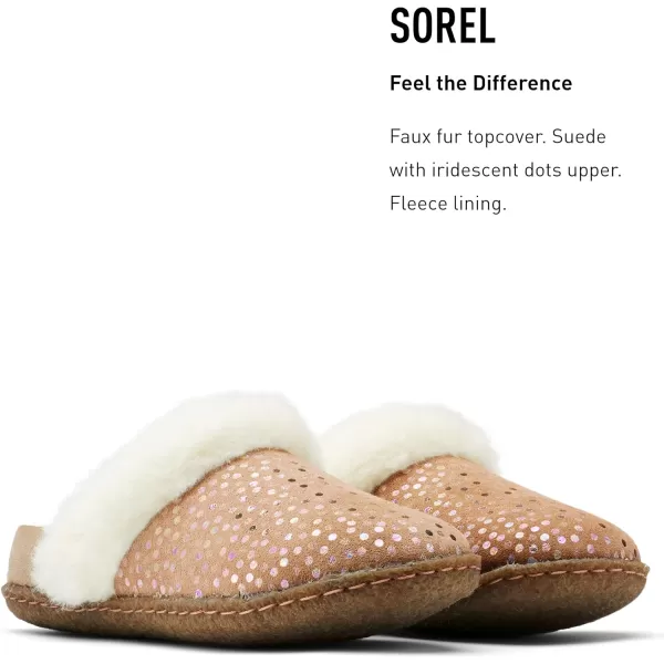 Sorel Youth Nakiska Slide II Slipper  Indoor amp Outdoor SlippersOmega Taupe Gum 2