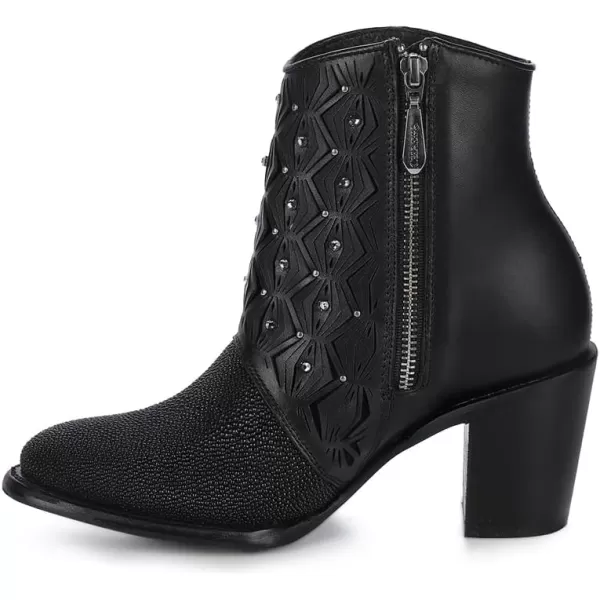 imageCuadra Ankle Boots Elegance and Authenticity in Stingray Leather Black 4V15MABlack