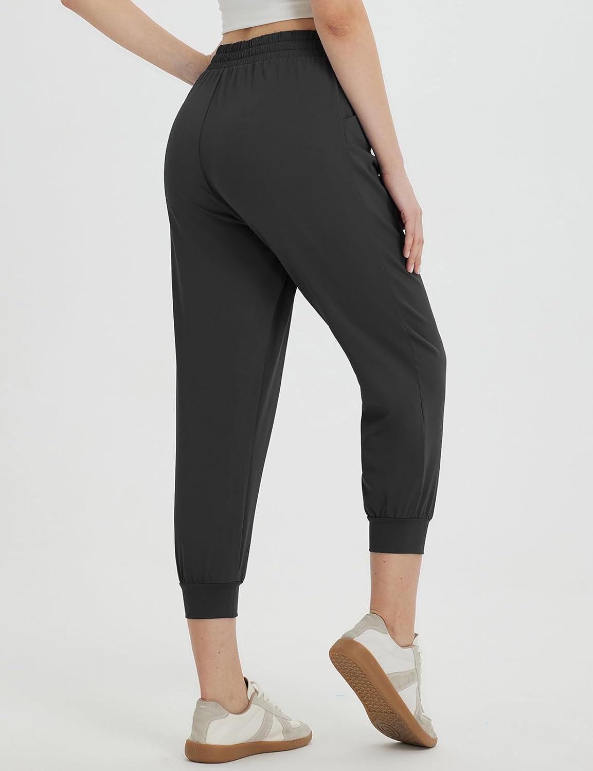 imagebaleaf Womens Petite Joggers Capri Sweatpants Drawstring Track Pants Travel Lounge Cropped Pants with PocketsBlack