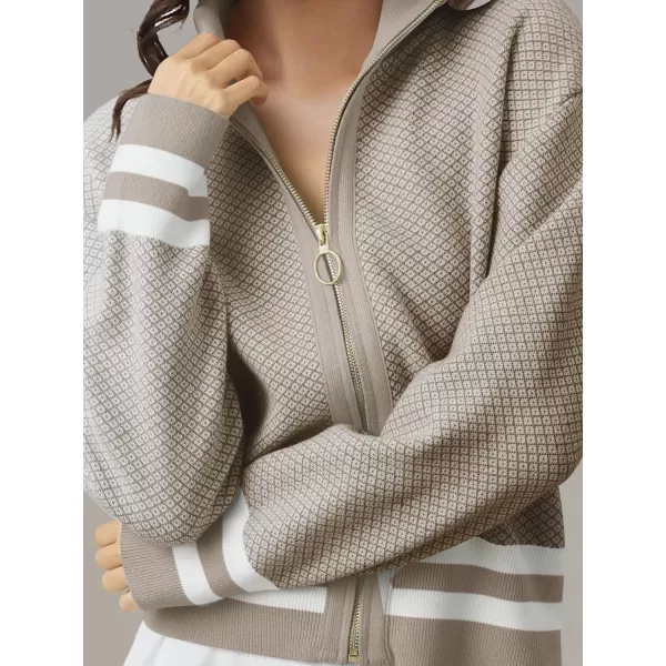 SuperPrity Cardigan Sweaters for Women Long Sleeve Zip Up Lightweight Knit Jacket 2024 Fashion Fall Baseball Coats OutwearKhaki