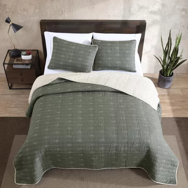 Eddie Bauer  Twin Quilt Set Reversible Cotton Bedding with Matching Sham Lightweight Home Decor for All Seasons Troutdale Green TwinKing