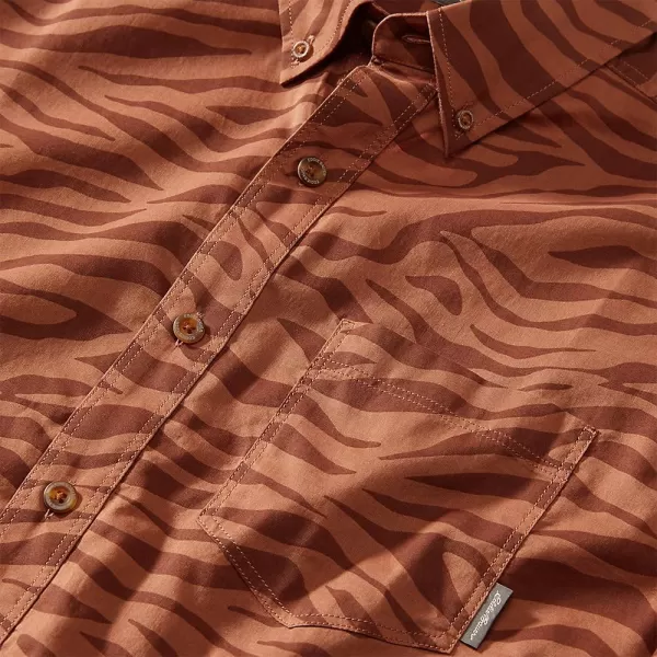 Eddie Bauer Mens Baja ShortSleeve Shirt  PrintRegular Cocoa
