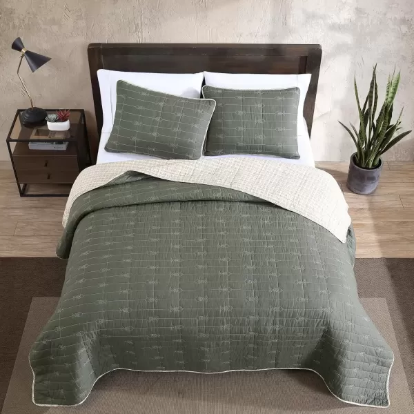 imageEddie Bauer  Twin Quilt Set Reversible Bedding with Matching Sham Lightweight Home Decor for All Seasons Hidden Lake Blue TwinTroutdale Green