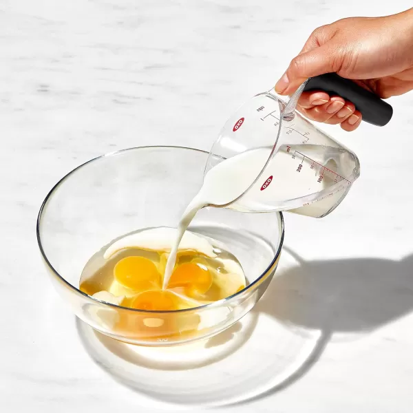 OXO Good Grips 2-Cup Angled Measuring Cup