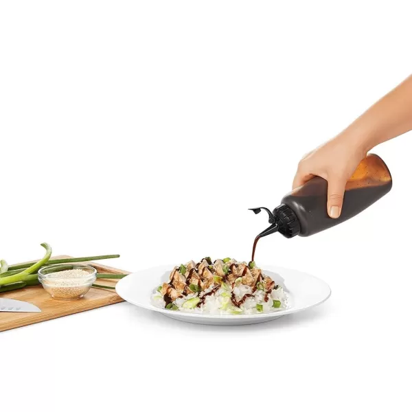OXO Good Grips Chef's Squeeze Bottle - Large