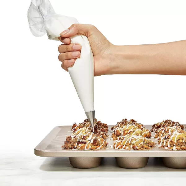 OXO Good Grips Non-Stick Pro Cake Pan Square 9 x 9 Inch, brown