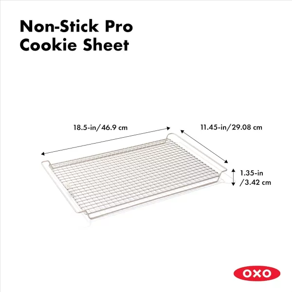 OXO Good Grips Non-Stick Pro Cake Pan Square 9 x 9 Inch, brown
