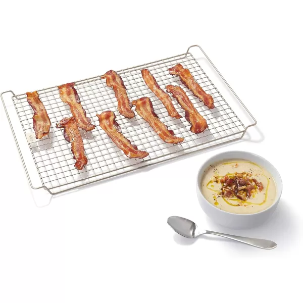 OXO Good Grips Non-Stick Pro Cake Pan Square 9 x 9 Inch, brown