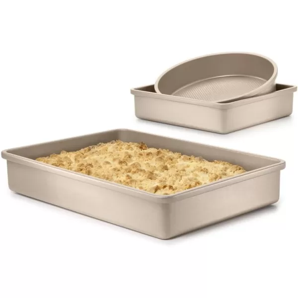 OXO Good Grips Non-Stick Pro Cake Pan Square 9 x 9 Inch, brown