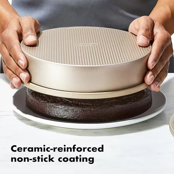 OXO Good Grips Non-Stick Pro Cake Pan Square 9 x 9 Inch, brown
