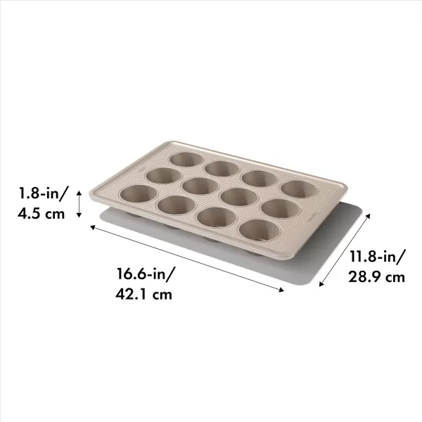 OXO Good Grips Non-Stick Pro Cake Pan Square 9 x 9 Inch, brown