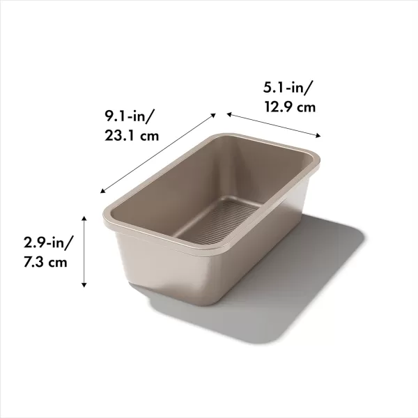 OXO Good Grips Non-Stick Pro Cake Pan Square 9 x 9 Inch, brown