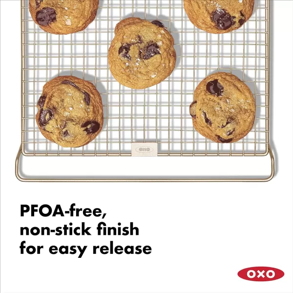 OXO Good Grips Non-Stick Pro Cake Pan Square 9 x 9 Inch, brown