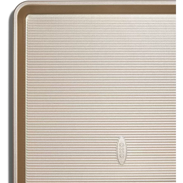 OXO Good Grips Non-Stick Pro Cake Pan Square 9 x 9 Inch, brown