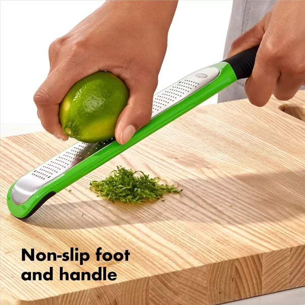 OXO Good Grips Small Citrus Juicer, Yellow