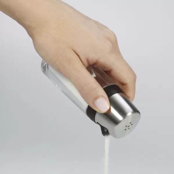 OXO Good Grips Contoured Mess-Free Pepper Grinder