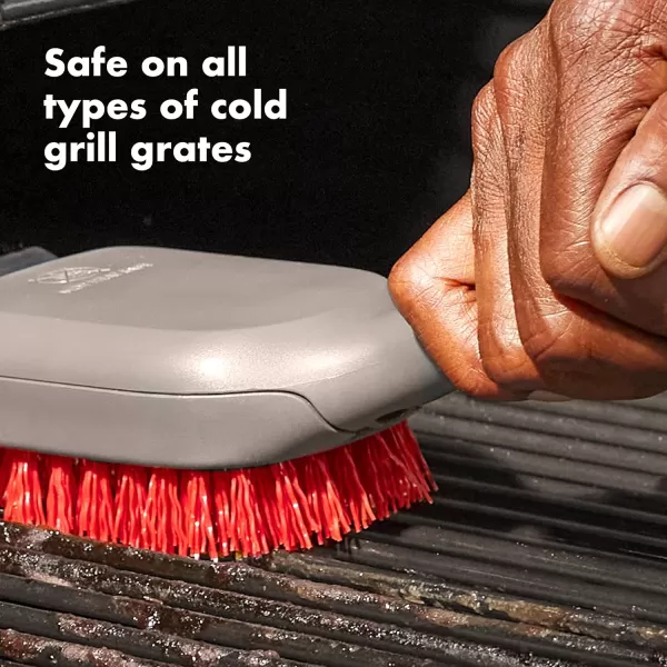 OXO Good Grips Hot Clean Grill Brush