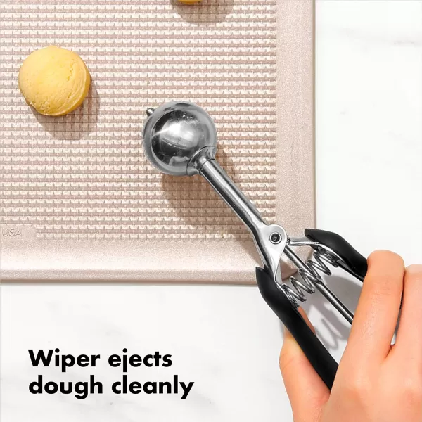 OXO Good Grips Medium Cookie Scoop,Black/Silver