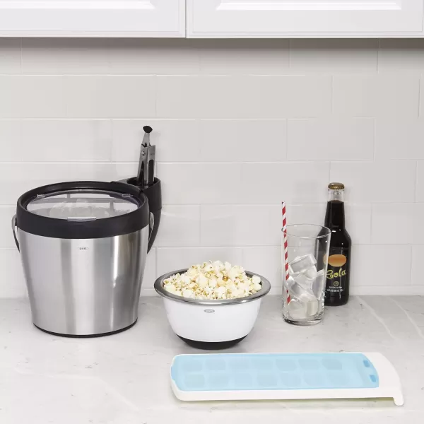 OXO Good Grips No-Spill Ice Stick Tray with Silicone Lid for Water Bottles)