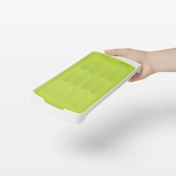 OXO Good Grips No-Spill Ice Stick Tray with Silicone Lid for Water Bottles